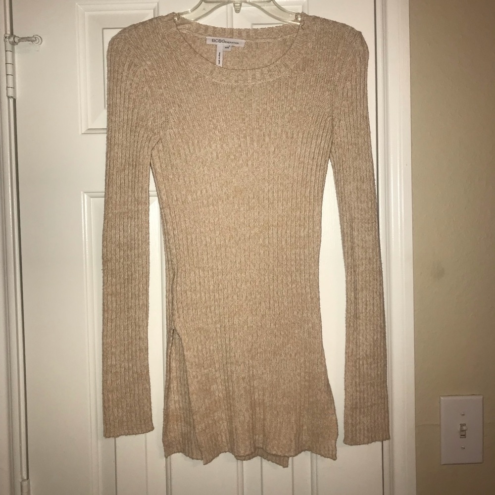 BCBGENERATION Tan Fitted Sweater